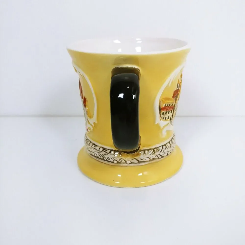 Busch Gardens 3D Castle mug cup yellow brown decorative detailed